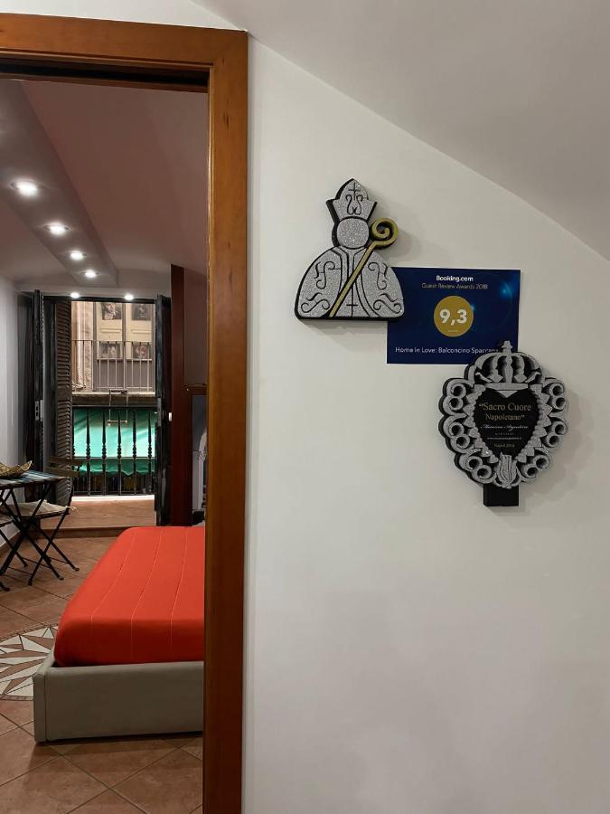 Home In Love: Balconcino Spaccanapoli Exterior photo