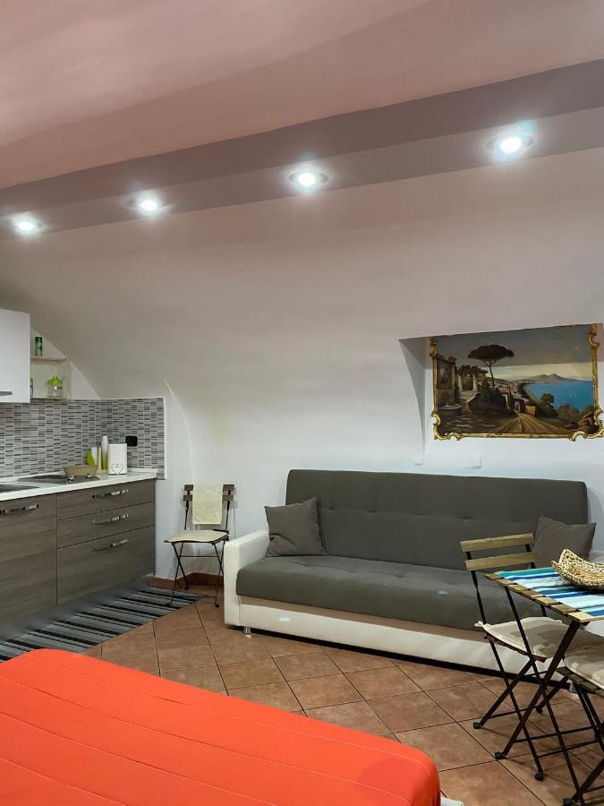 Home In Love: Balconcino Spaccanapoli Exterior photo